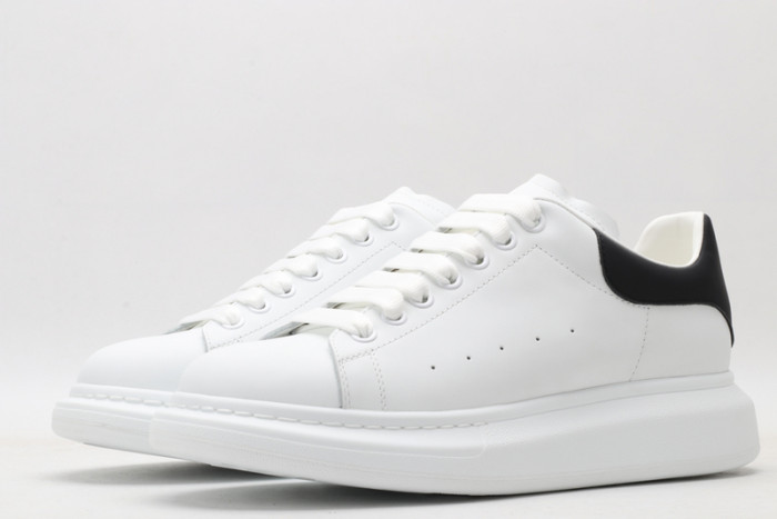 alex mcqu sneakers