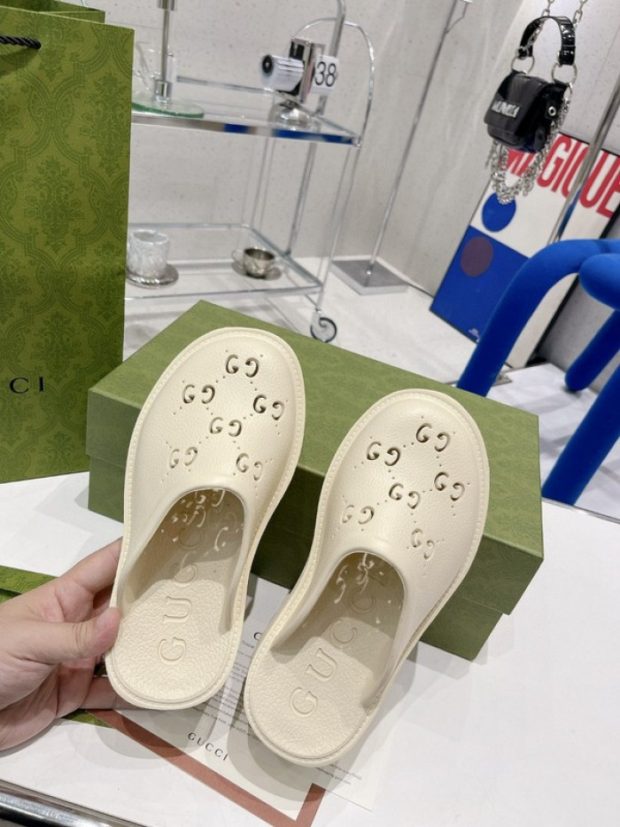 guc sandal