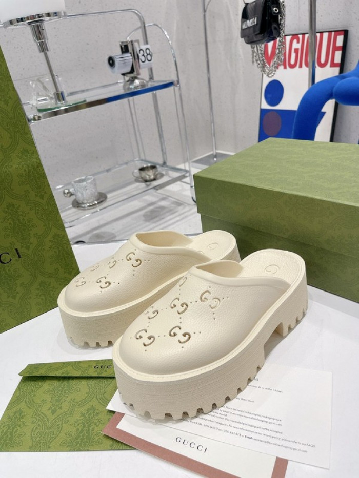 guc sandal