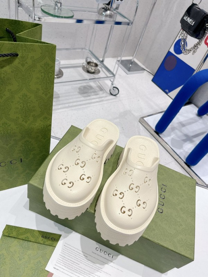guc sandal