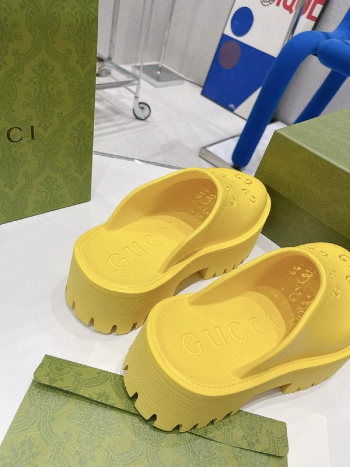 guc sandal