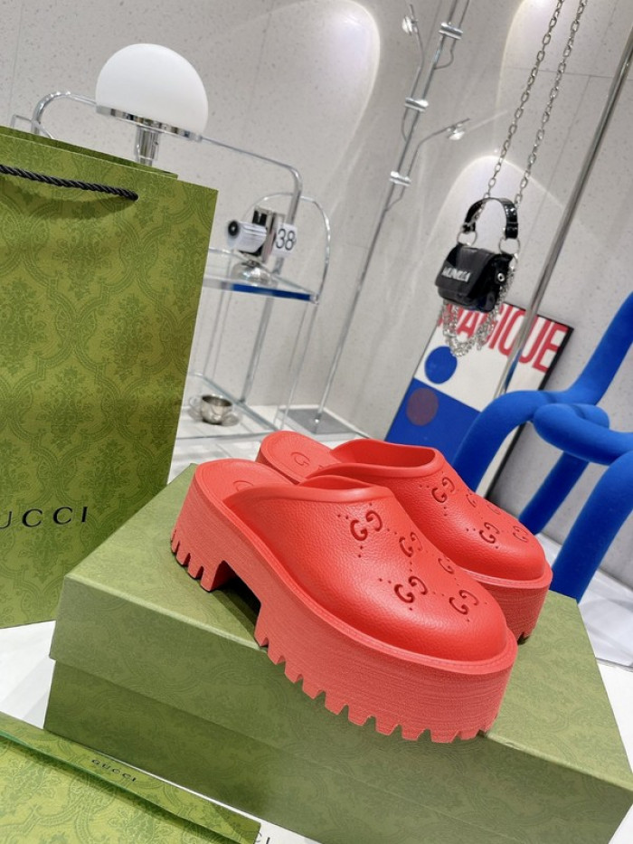 guc sandal