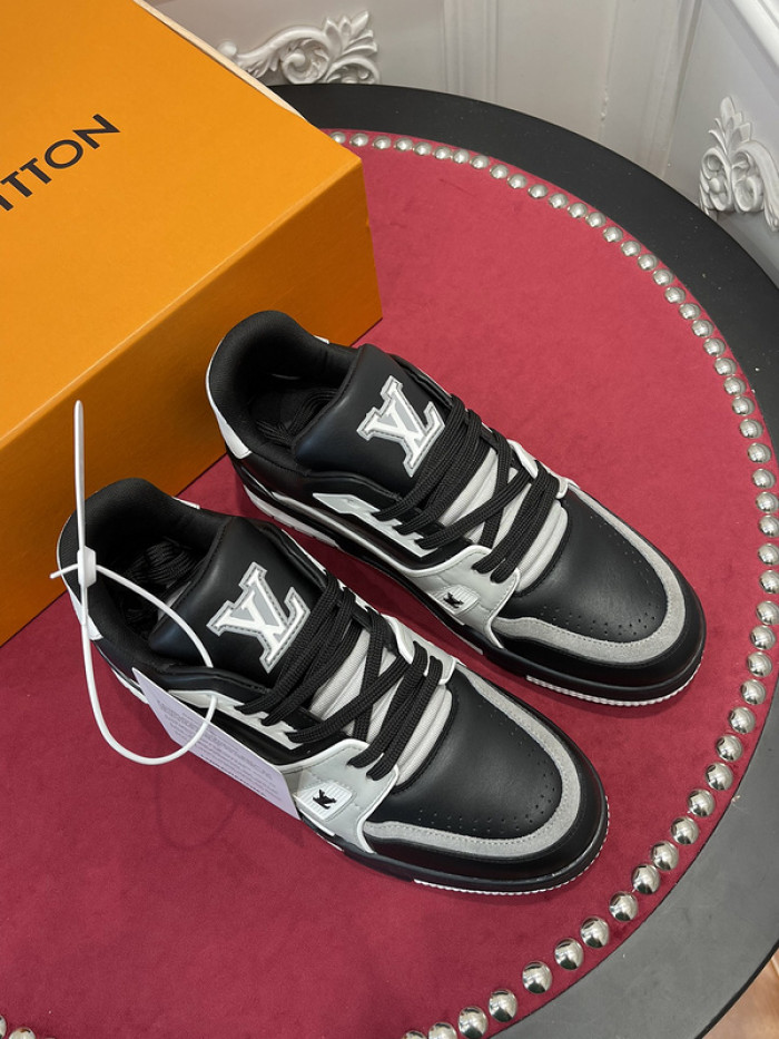 lovt sneaker