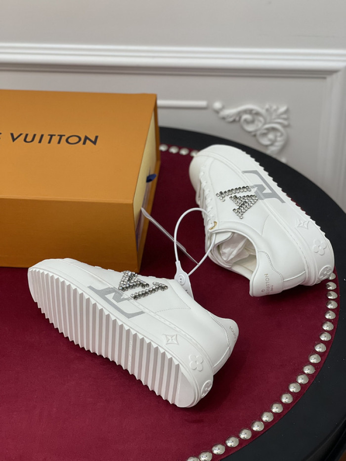 lovt sneaker