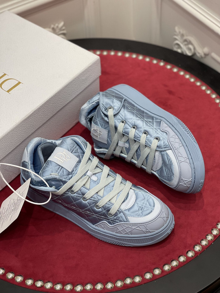 dr trainer sneaker