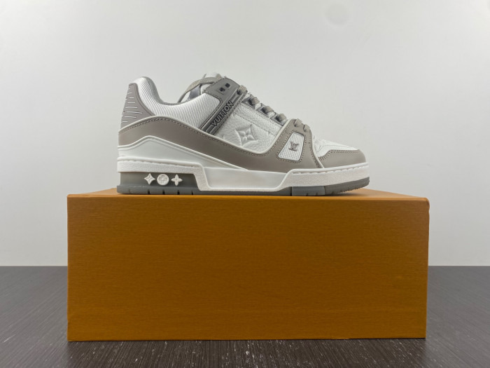 lovt sneaker