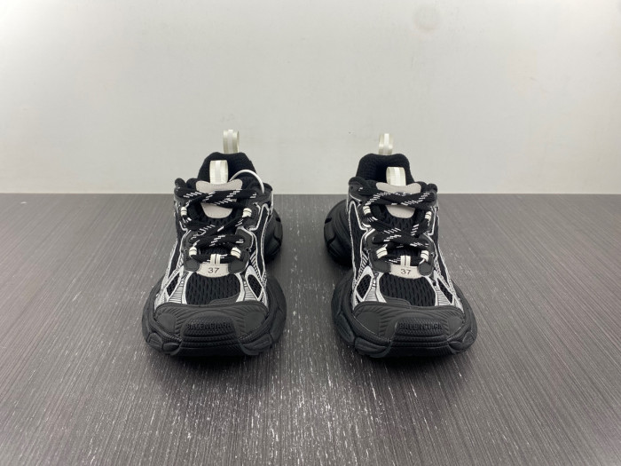 bl 3xl sneaker