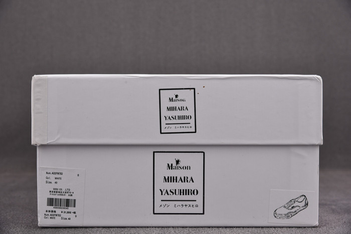 maison mihara yasuhiro sneaker