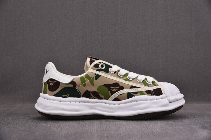 maison mihara yasuhiro sneaker
