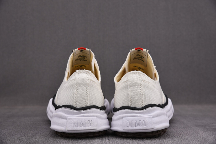 maison mihara yasuhiro sneaker