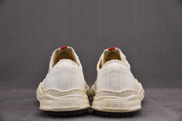 maison mihara yasuhiro sneaker