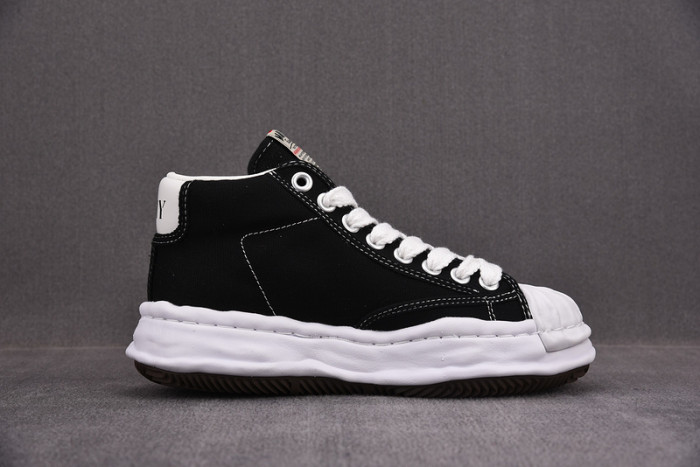 maison mihara yasuhiro sneaker