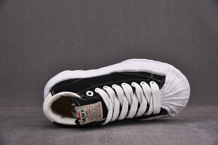 maison mihara yasuhiro sneaker