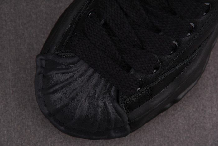 maison mihara yasuhiro sneaker