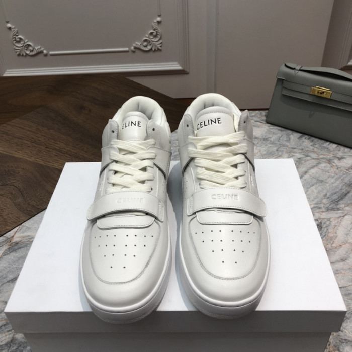 clin sneaker