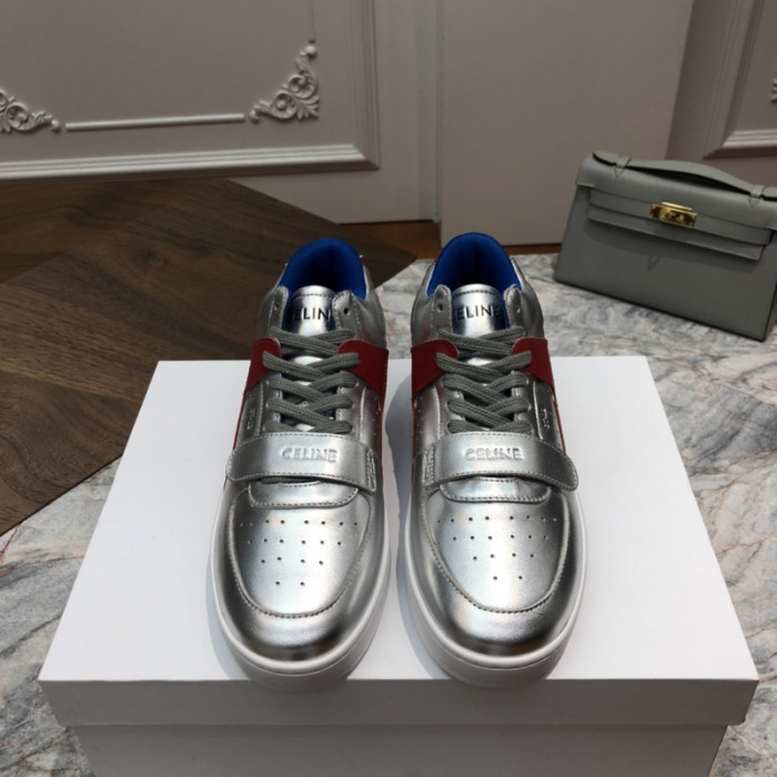 clin sneaker