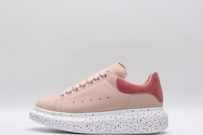 alex mcqu sneakers