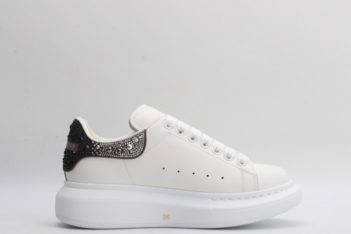 alex mcqu sneakers