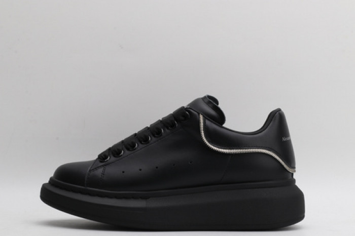 alex mcqu sneakers