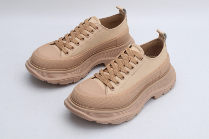 alex mcqu sneakers