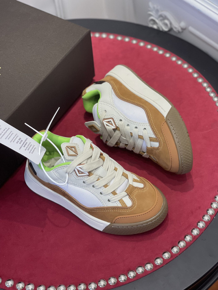 dr trainer sneaker