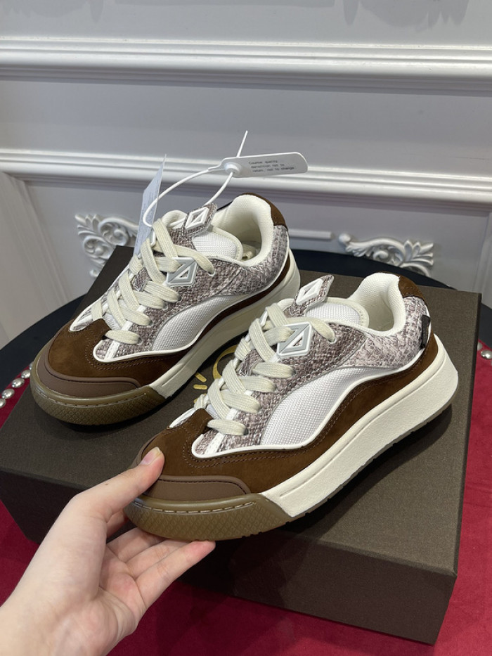 dr trainer sneaker