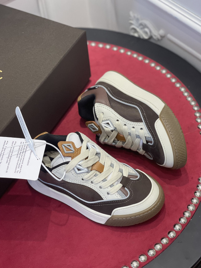 dr trainer sneaker
