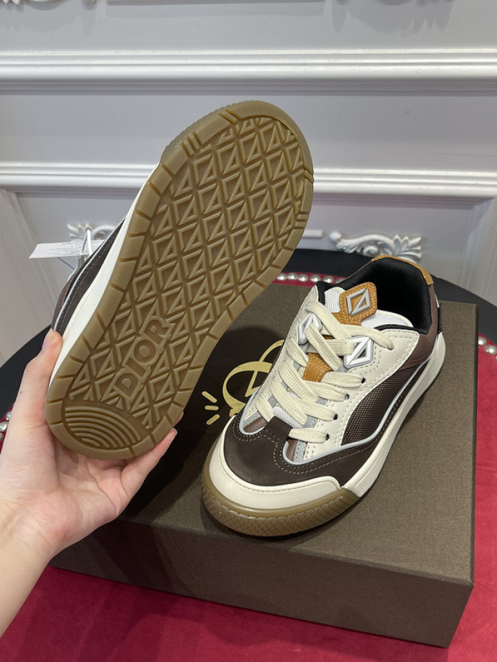 dr trainer sneaker