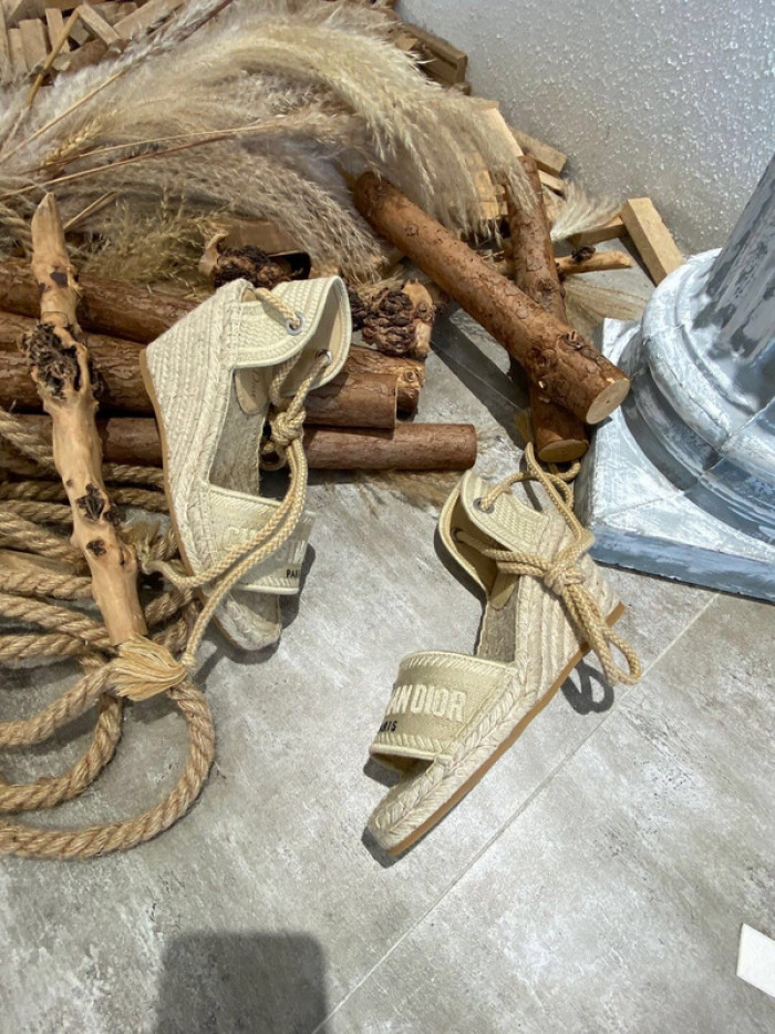 dr sandal