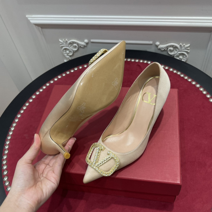 v*lentino heel