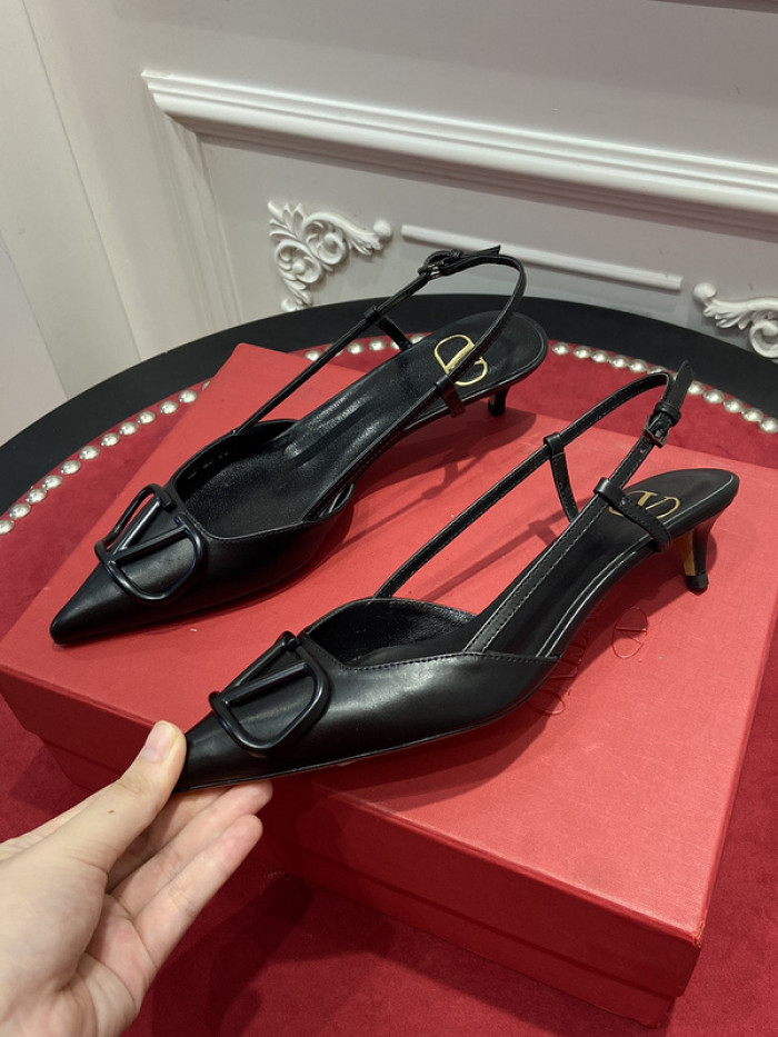 v*lentino heel