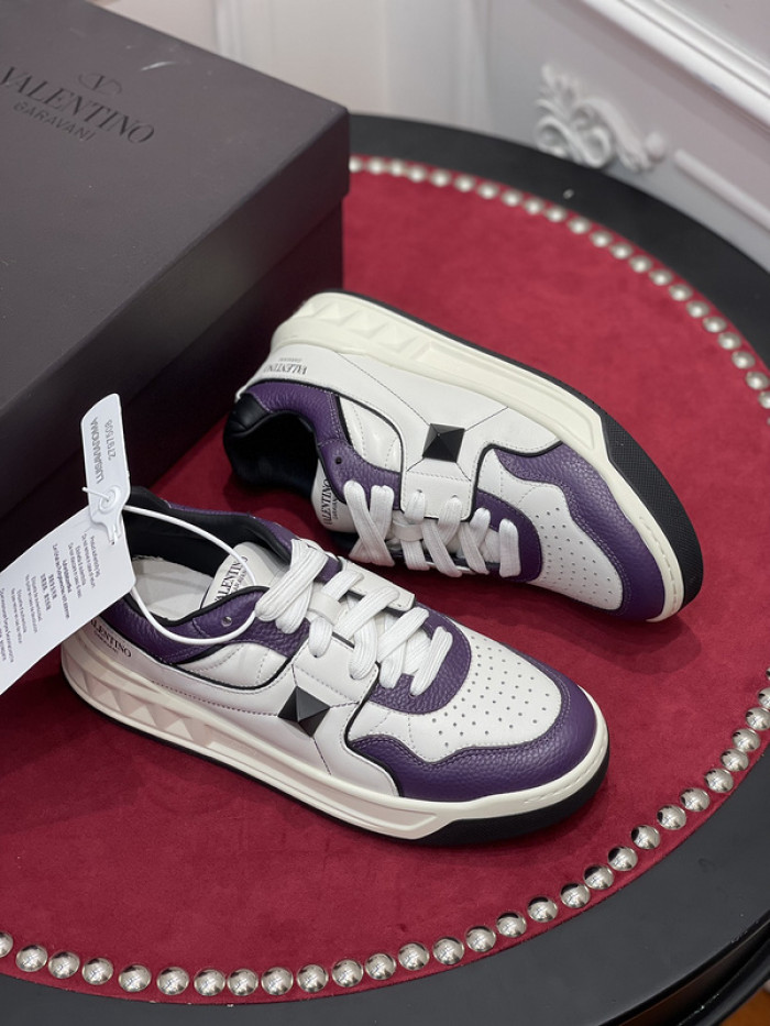 v*lentino sneaker