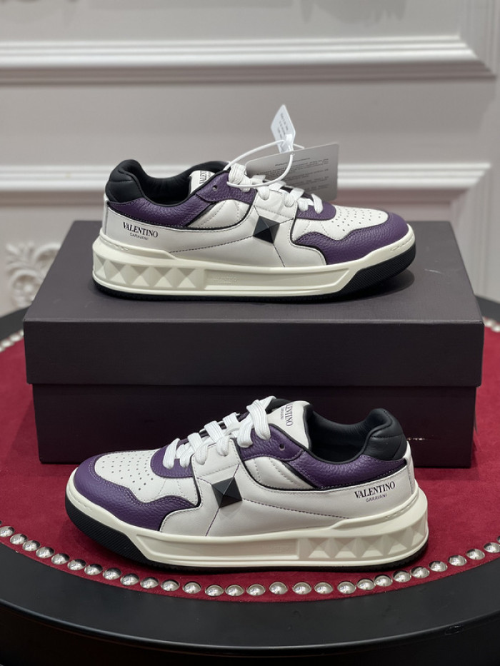 v*lentino sneaker