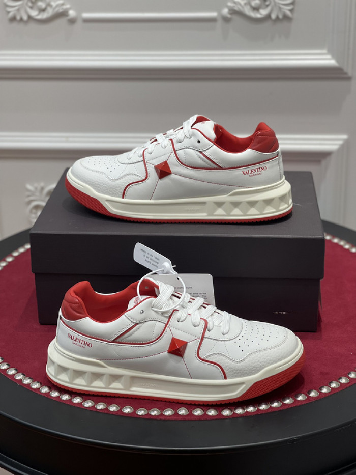 v*lentino sneaker