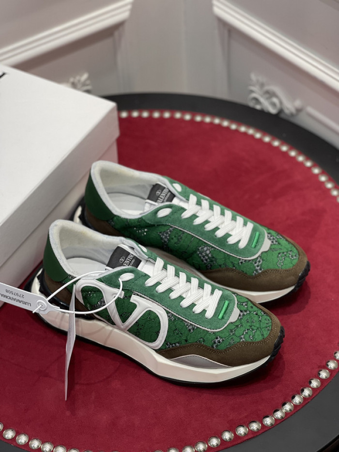 v*lentino sneaker