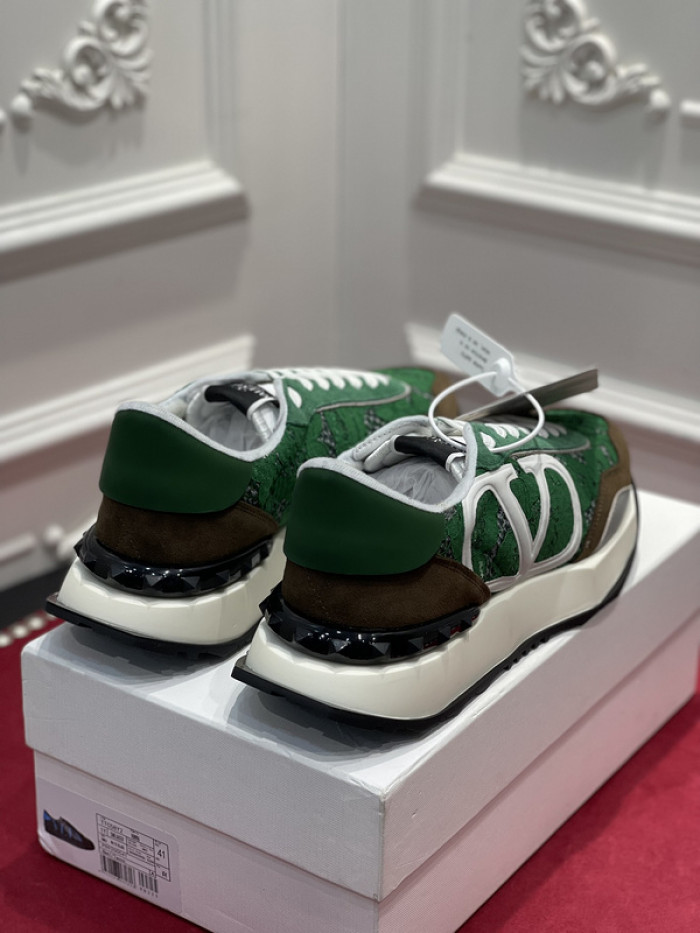v*lentino sneaker