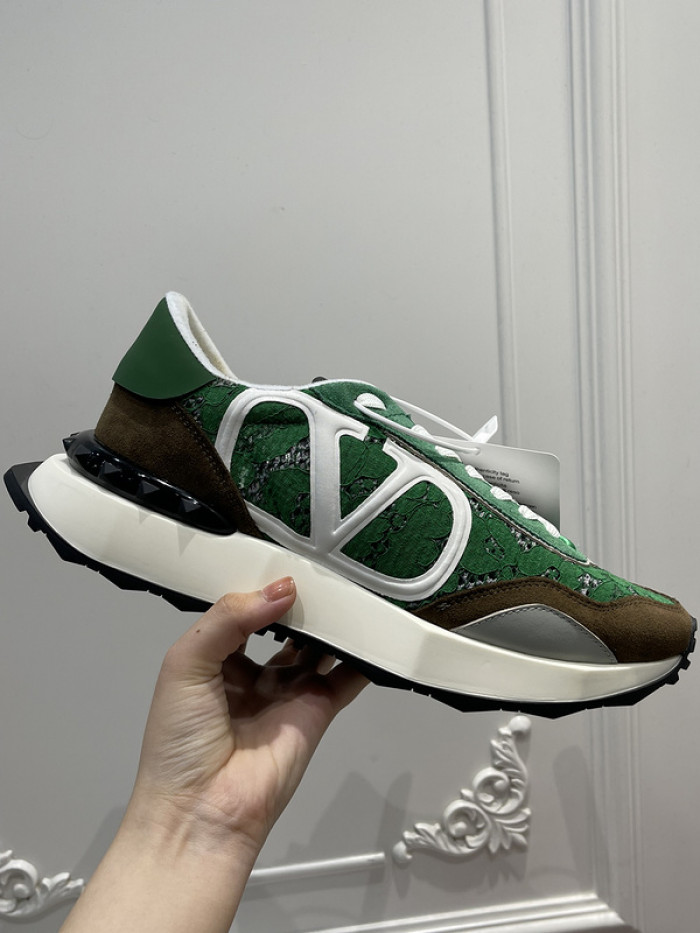 v*lentino sneaker