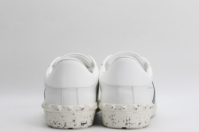 v*lentino sneaker