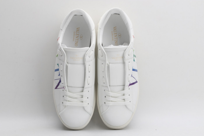v*lentino sneaker