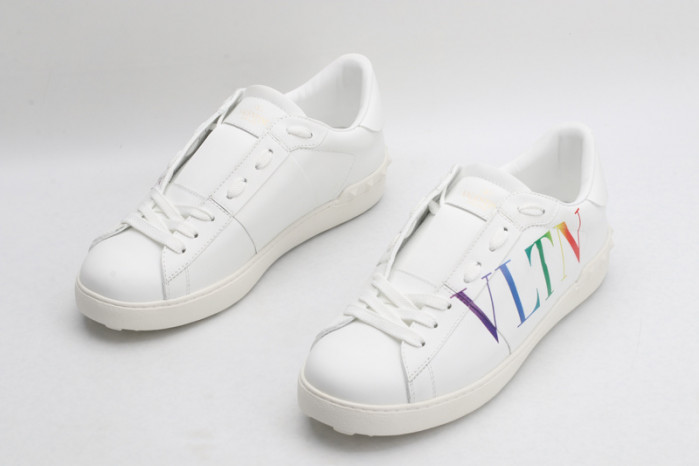 v*lentino sneaker