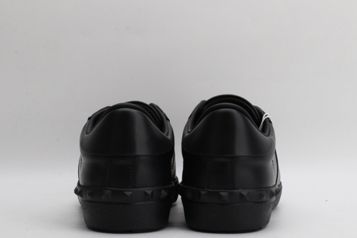 v*lentino sneaker