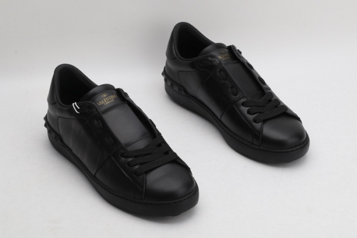 v*lentino sneaker