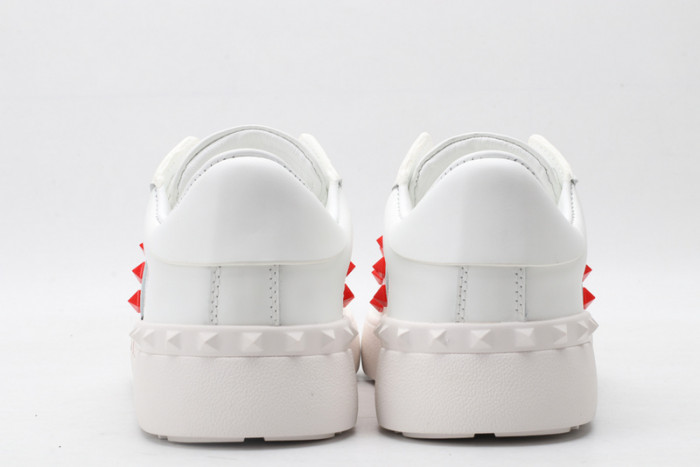 v*lentino sneaker