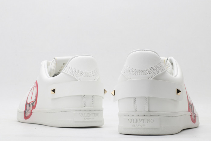 v*lentino sneaker
