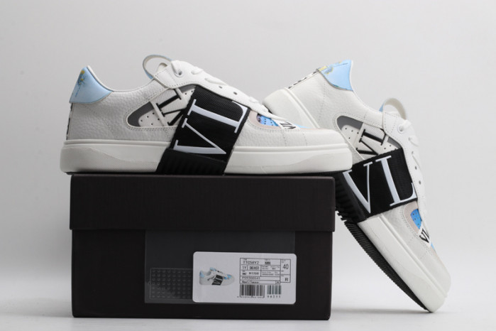 v*lentino sneaker