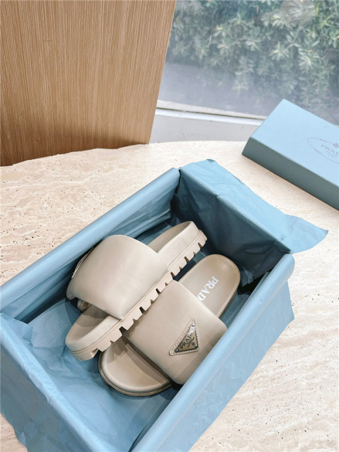 prad slippers