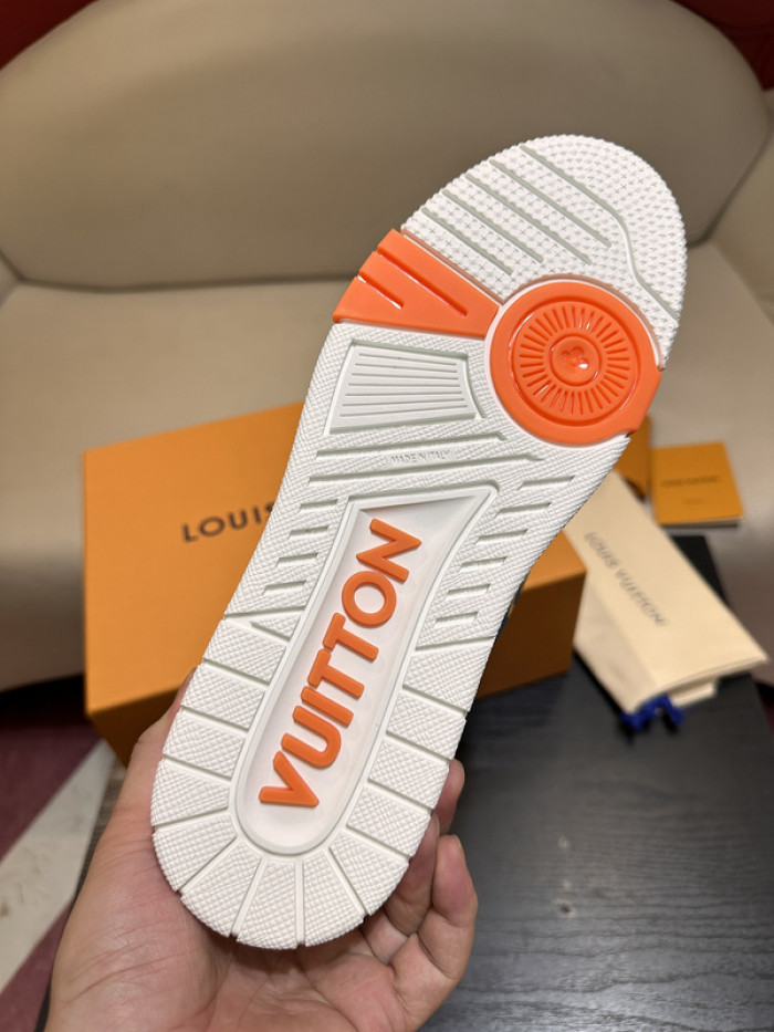 lovt sneaker