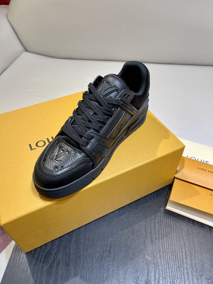 lovt sneaker