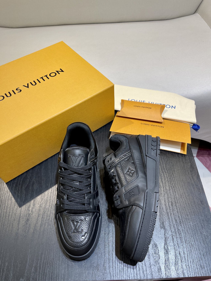 lovt sneaker