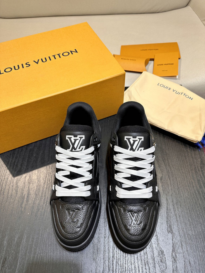 lovt sneaker